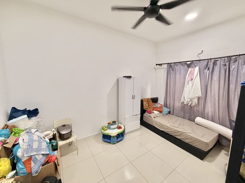 Rumah Teres 2 Tingkat untuk Dijual di Taman Cahaya Alam (Shah Alam) - Syahrim Naim - Bedroom - PropertyGuru.com.my