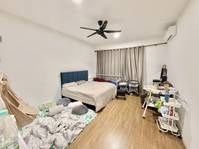 Rumah Teres 2 Tingkat untuk Dijual di Taman Cahaya Alam (Shah Alam) - Syahrim Naim - Bedroom - PropertyGuru.com.my