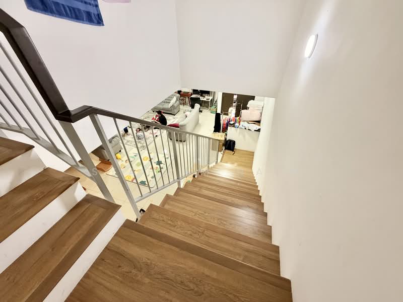 Rumah Teres 2 Tingkat untuk Dijual di Taman Cahaya Alam (Shah Alam) - Syahrim Naim - Living Room - PropertyGuru.com.my