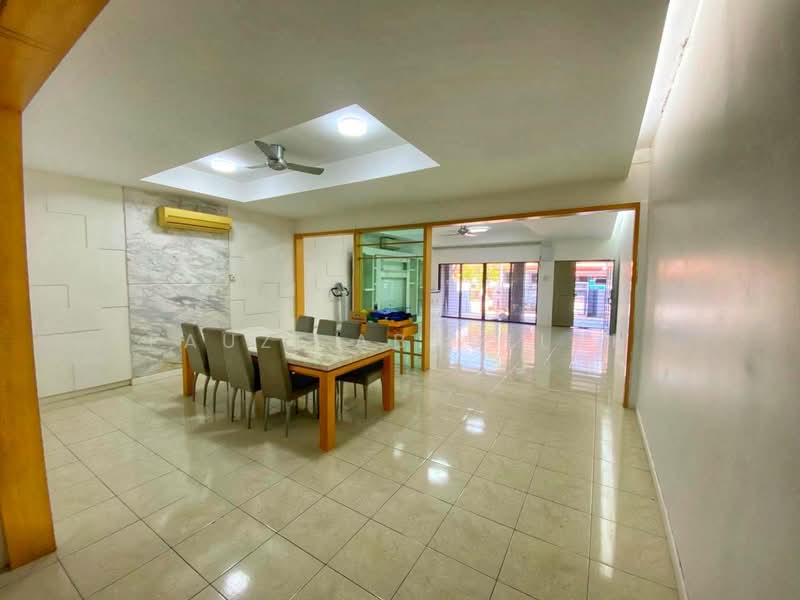 2-storey Terraced House for Sale in Bandar Nusaputra (Puchong) - Fauzi Abdullah - Dining Room - PropertyGuru.com.my
