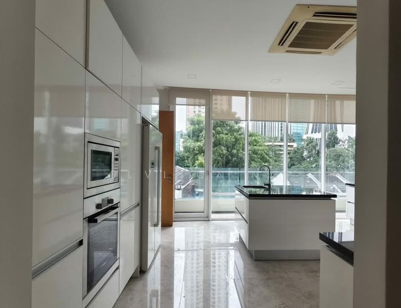 Service Residence for Rent at The Oval - Elvison Ng - Kitchen - PropertyGuru.com.my