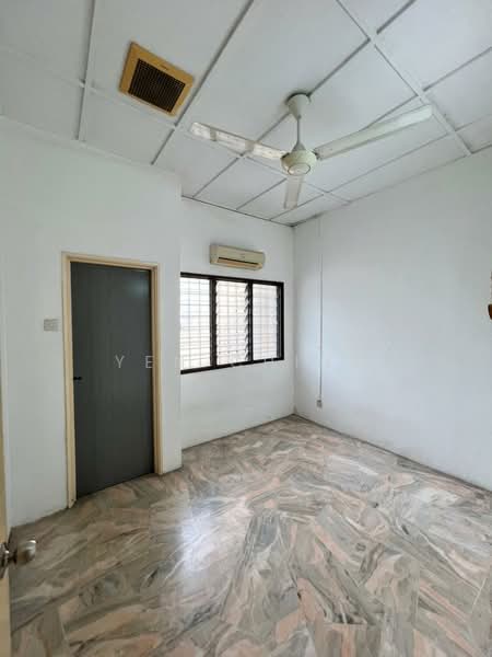 2-storey Terraced House for Sale in Bandar Sri Damansara (Selangor) - Yen Ching - Interior - PropertyGuru.com.my