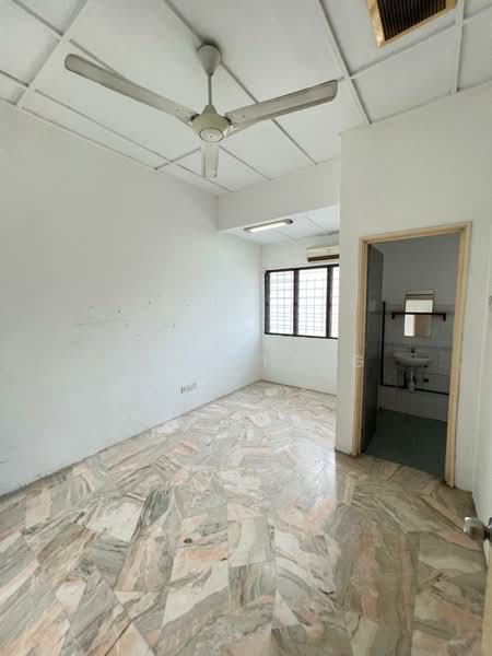 2-storey Terraced House for Sale in Bandar Sri Damansara (Selangor) - Yen Ching - Interior - PropertyGuru.com.my