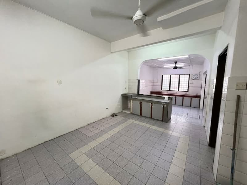 2-storey Terraced House for Sale in Bandar Sri Damansara (Selangor) - Yen Ching - Kitchen - PropertyGuru.com.my