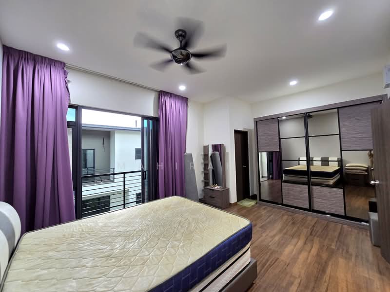 2-storey Terraced House for Sale in Semenyih (Selangor) - Mahirah . - Bedroom - PropertyGuru.com.my