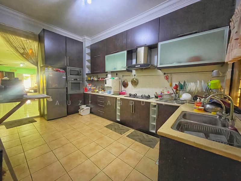 Rumah Teres 2 Tingkat untuk Dijual di Bandar Nusaputra (Puchong) - Fauzi Abdullah - Kitchen - PropertyGuru.com.my