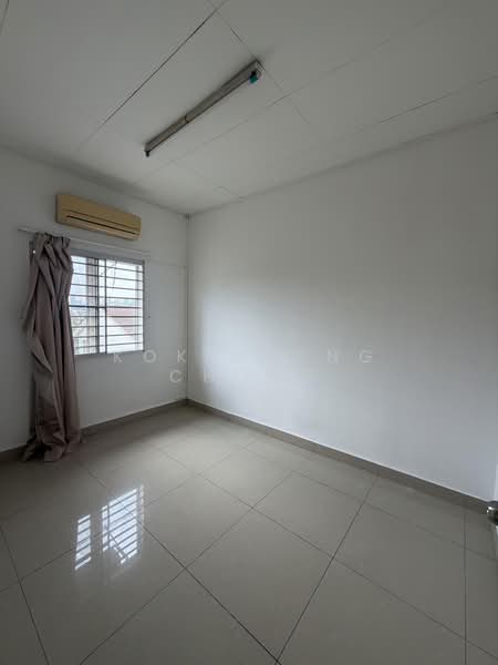 Rumah Teres 2 Tingkat untuk Dijual di Bandar Putra Permai (Seri Kembangan) - Kok Loong Chong - PropertyGuru.com.my