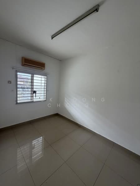 Rumah Teres 2 Tingkat untuk Dijual di Bandar Putra Permai (Seri Kembangan) - Kok Loong Chong - PropertyGuru.com.my