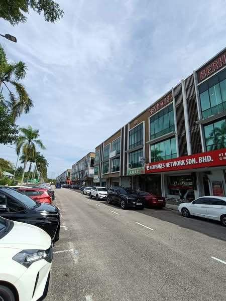 Shop for Sale in Taman Universiti (Skudai) - Wee Howe - Exterior - PropertyGuru.com.my
