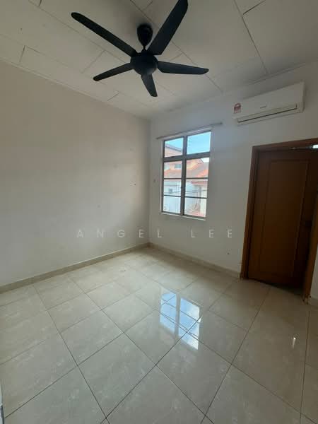 Rumah Teres 2 Tingkat untuk Dijual di Taman Austin Perdana (Tebrau) - Angel Lee - Interior - PropertyGuru.com.my
