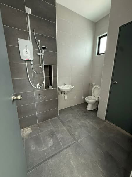 2-storey Terraced House for Rent in Johor Bahru (Johor) - Tori Cheon - Bathroom - PropertyGuru.com.my