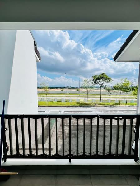 Rumah Teres 2 Tingkat untuk Dijual di Iskandar Puteri (Nusajaya) (Johor) - Shirley Pang - Balcony - PropertyGuru.com.my