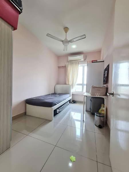 Pangsapuri untuk Dijual di Idaman Residence - Louis Khow - Bedroom - PropertyGuru.com.my