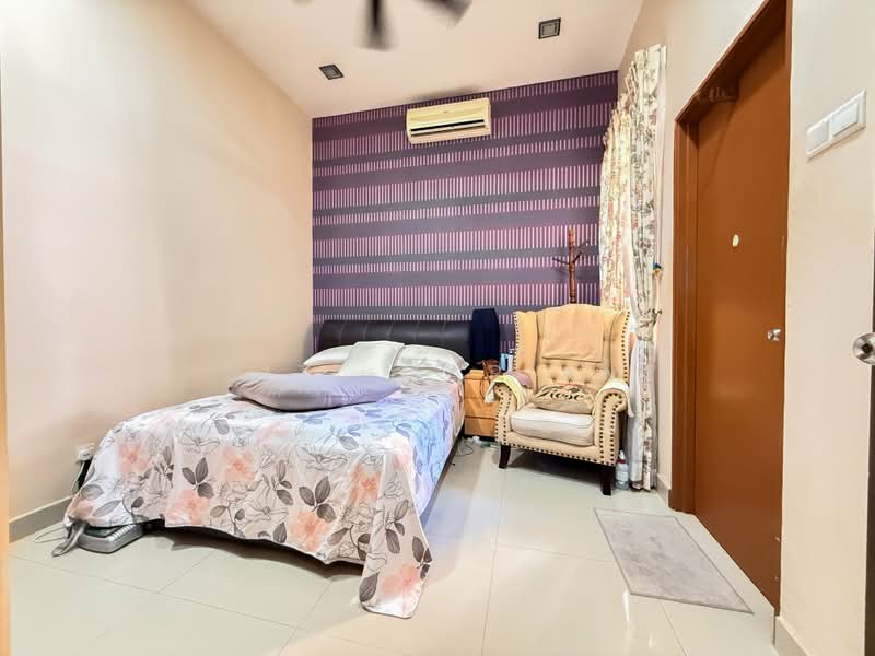 Zero-Lot Bungalow for Sale in Seri Kembangan (Selangor) - Siti Mariam - PropertyGuru.com.my