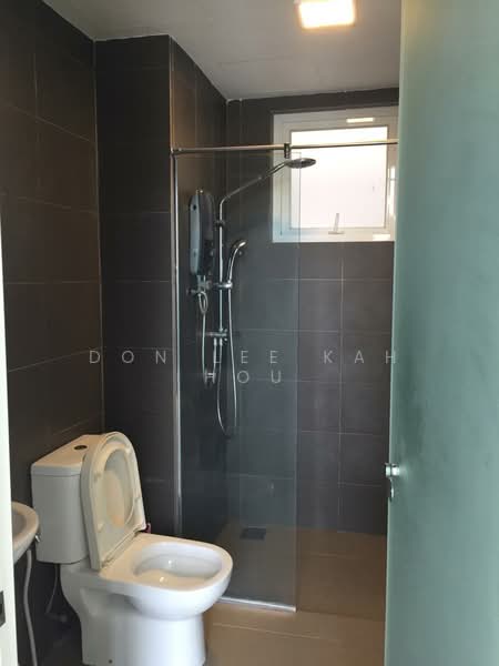Condominium for Rent at Mutiara Ville - Don Lee Kah Hou - Bathroom - PropertyGuru.com.my