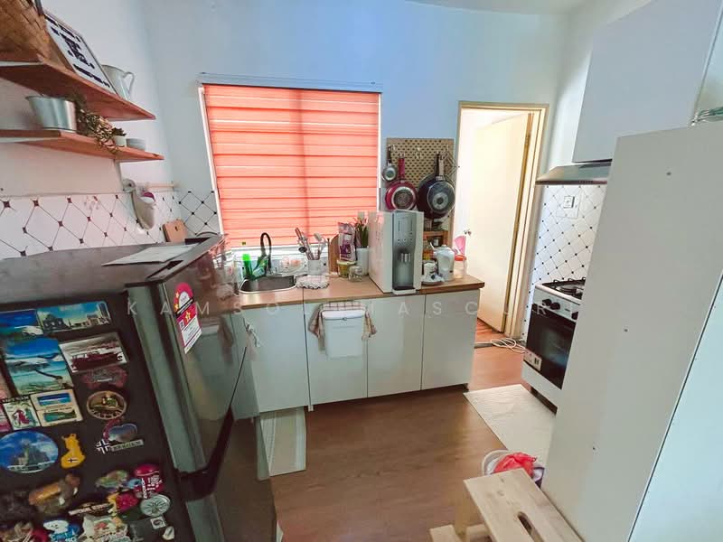 Apartment for Sale at Residensi Warnasari 3 - Kamsol Mascuri - Kitchen - PropertyGuru.com.my