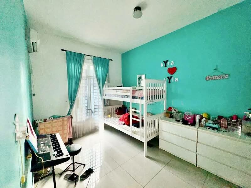 2-storey Terraced House for Sale in Setia Tropika (Johor Bahru) - Azlan Ismail aiproperty - Bedroom - PropertyGuru.com.my