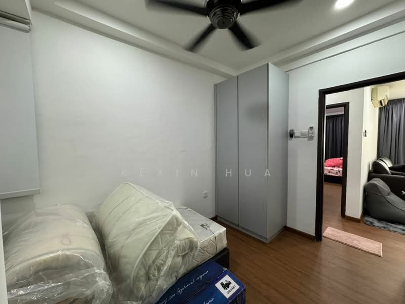 Service Residence for Sale at KSL Residence @ Daya - Kexin Hua - Bedroom - PropertyGuru.com.my