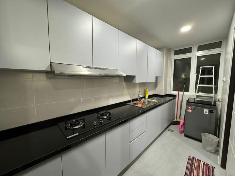Service Residence for Sale at KSL Residence @ Daya - Kexin Hua - Kitchen - PropertyGuru.com.my