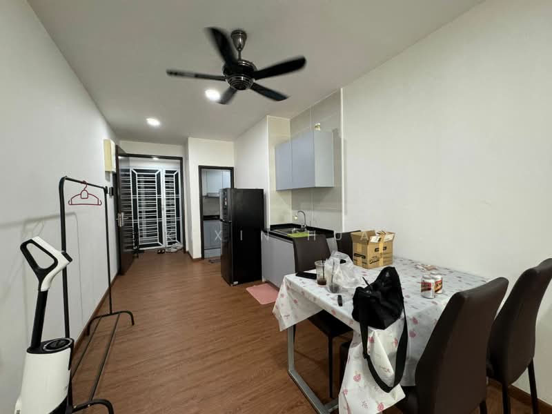 Service Residence for Sale at KSL Residence @ Daya - Kexin Hua - Kitchen - PropertyGuru.com.my