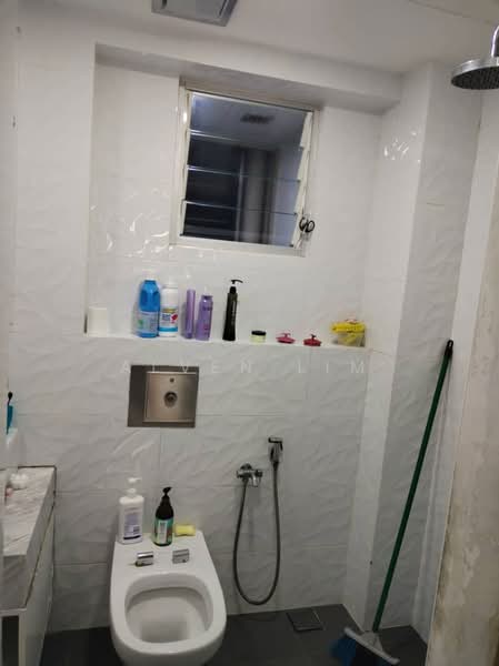 Pangsapuri untuk Dijual di Vista Mutiara - Alven Lim - Bathroom - PropertyGuru.com.my