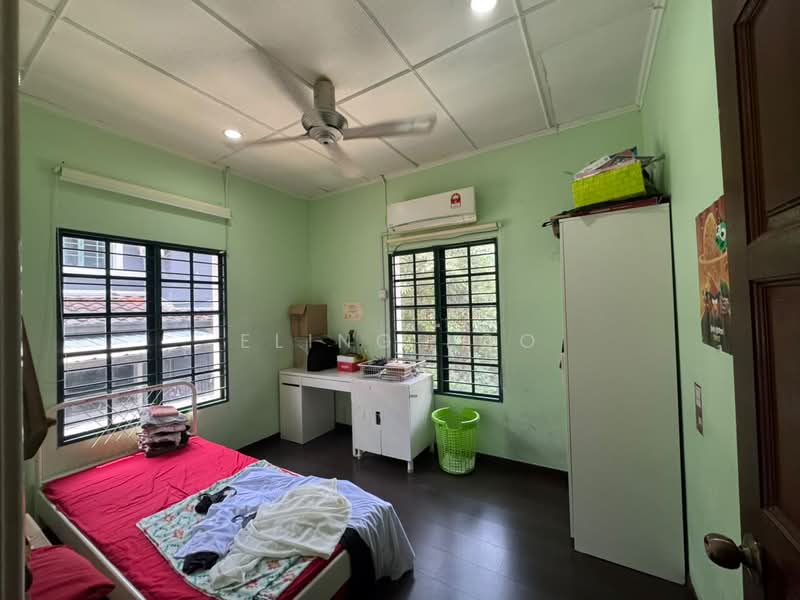 Rumah Berkembar untuk Dijual di Ampang (Ampang) - Eling Loo - Bedroom - PropertyGuru.com.my