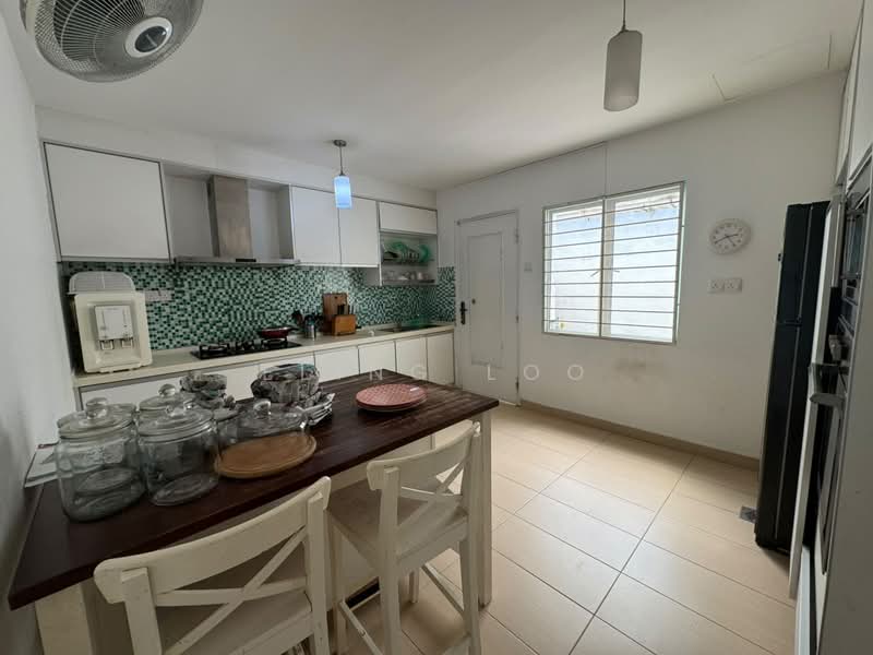 Rumah Berkembar untuk Dijual di Ampang (Ampang) - Eling Loo - Kitchen - PropertyGuru.com.my