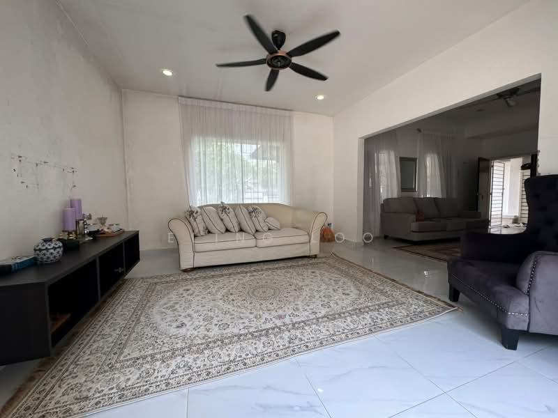Rumah Berkembar untuk Dijual di Ampang (Ampang) - Eling Loo - Living Room - PropertyGuru.com.my