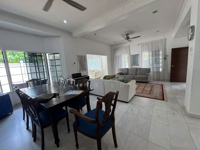 Rumah Berkembar untuk Dijual di Ampang (Ampang) - Eling Loo - Living Room - PropertyGuru.com.my