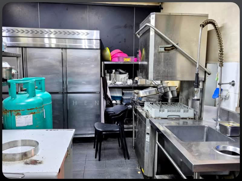 Shop for Rent in Petaling Jaya (Selangor) - Henry Lim - Kitchen - PropertyGuru.com.my