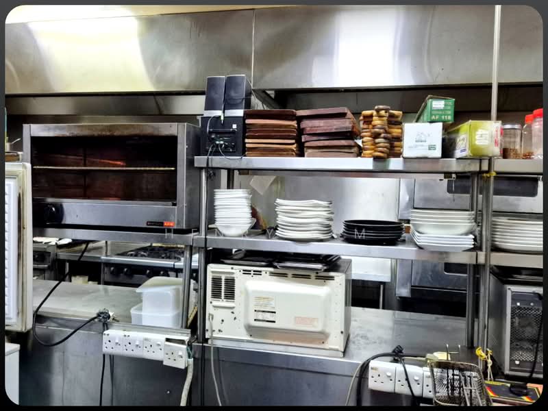 Shop for Rent in Petaling Jaya (Selangor) - Henry Lim - Kitchen - PropertyGuru.com.my