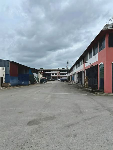 Terrace Factory for Sale in Kampung Seelong Jaya (Senai) - Anson Chua - Exterior - PropertyGuru.com.my