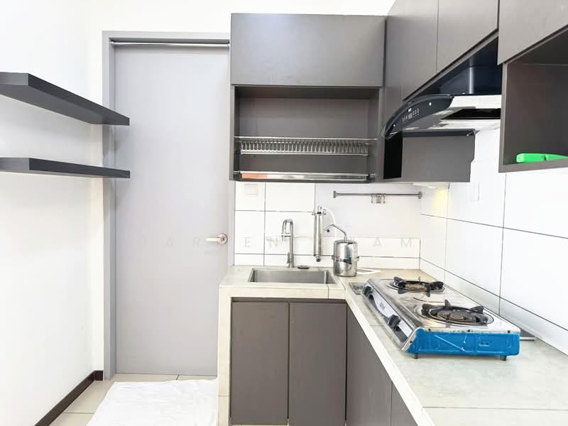 Servis Apartment untuk Dijual di Luminari - Darren Cham - Kitchen - PropertyGuru.com.my