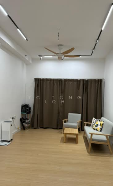 Servis Apartment untuk Disewa di Sinaran @ Utropolis - TC Tong Loh - Living Room - PropertyGuru.com.my