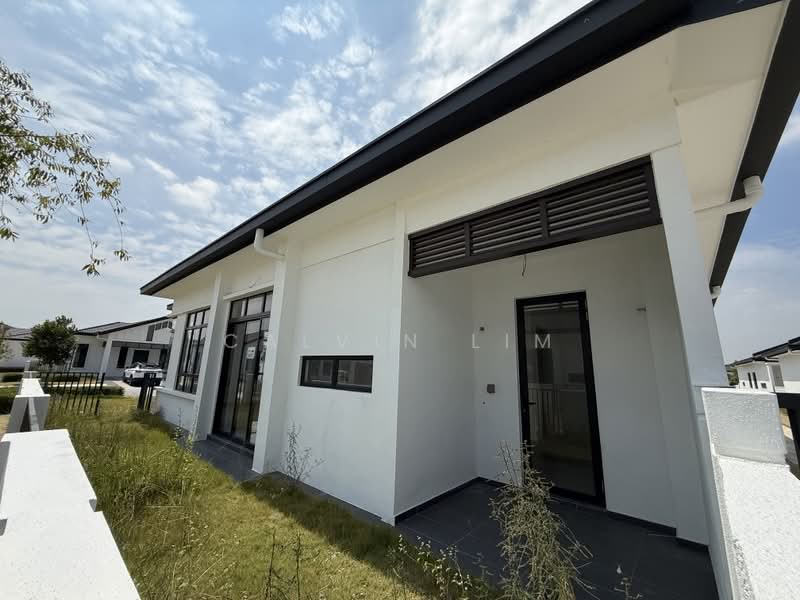 Rumah Teres 1 Tingkat untuk Dijual di Eco Grandeur (Puncak Alam) - Calvin Lim - PropertyGuru.com.my