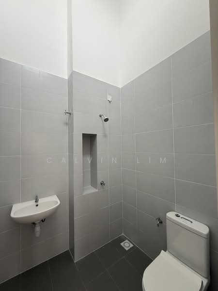 Rumah Teres 1 Tingkat untuk Dijual di Eco Grandeur (Puncak Alam) - Calvin Lim - PropertyGuru.com.my