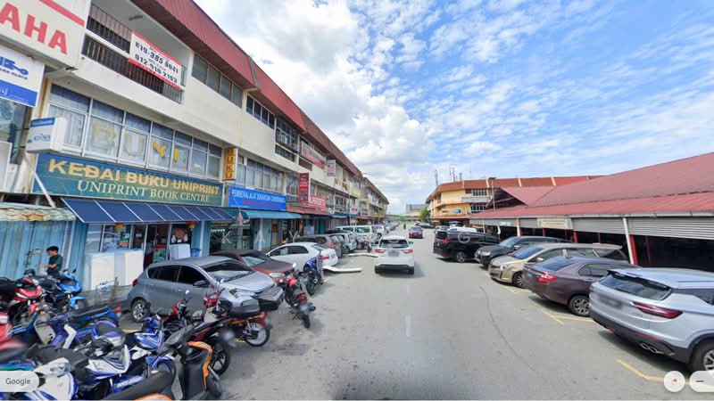 Shop / Office for Rent in Taman Sri Serdang (Seri Kembangan) - Kay Wong - Exterior - PropertyGuru.com.my
