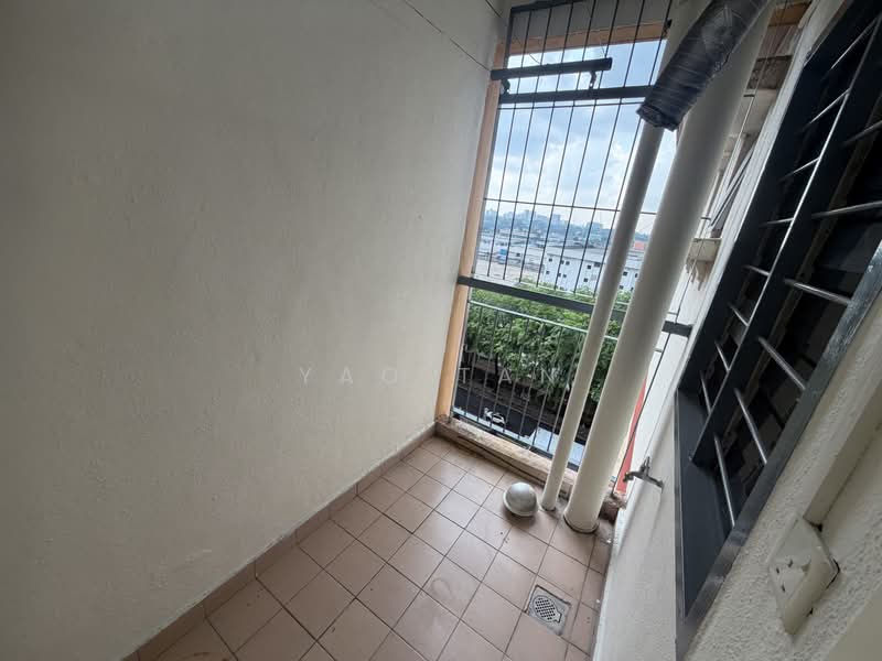 Apartment for Rent at Pangsapuri Kelana Impian - Yao Tan - Balcony - PropertyGuru.com.my