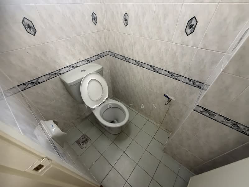 Apartment for Rent at Pangsapuri Kelana Impian - Yao Tan - Bathroom - PropertyGuru.com.my