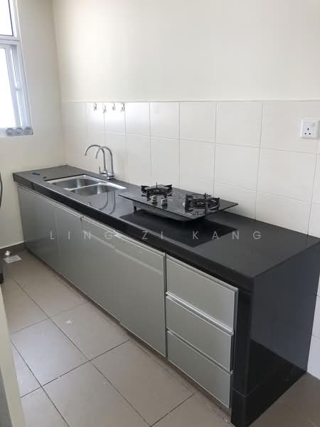 Service Residence for Sale at Platinum Lake PV 21 - Ling Zi Kang - Kitchen - PropertyGuru.com.my