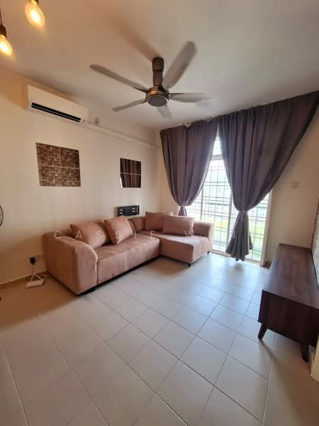 Pangsapuri untuk Disewa di Lake View Suites - Cassie Wang - Living Room - PropertyGuru.com.my