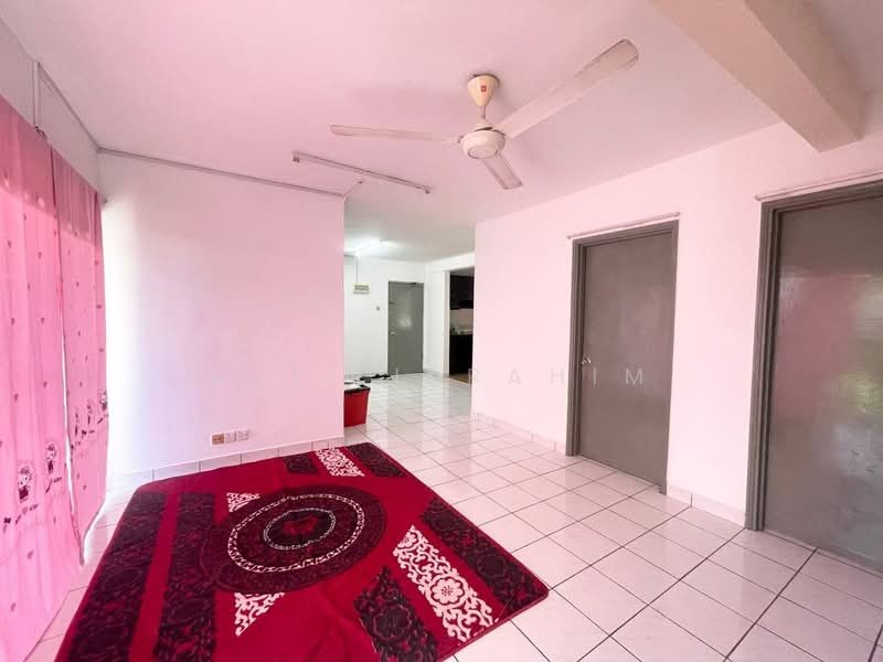 Kondominium untuk Dijual di Pantai Hillpark 2 - Azli Ibrahim - Living Room - PropertyGuru.com.my