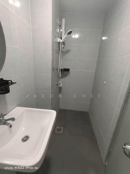 Condominium for Rent at The Edge Residence - Jason Chee - Bathroom - PropertyGuru.com.my