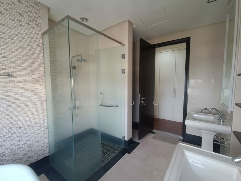 Kondominium untuk Disewa di Quayside Seafront Resort Condominiums - Ruth Ong - Bathroom - PropertyGuru.com.my