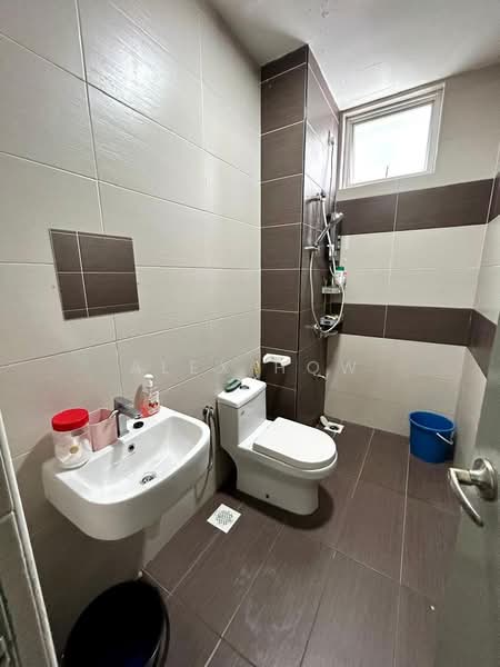 Condominium for Rent at M Condominium @ Larkin - Alex How - Bathroom - PropertyGuru.com.my
