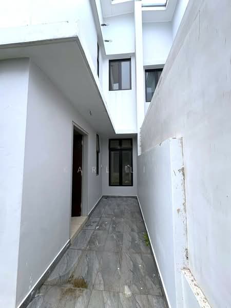 Cluster House for Sale in Taman Glenmarie (Johor Bahru) - Karl Lim - Exterior - PropertyGuru.com.my