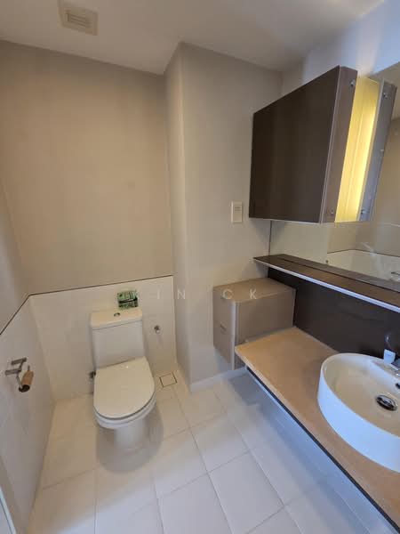 Service Residence for Sale at Verve Suites - Kin CK - Bathroom - PropertyGuru.com.my
