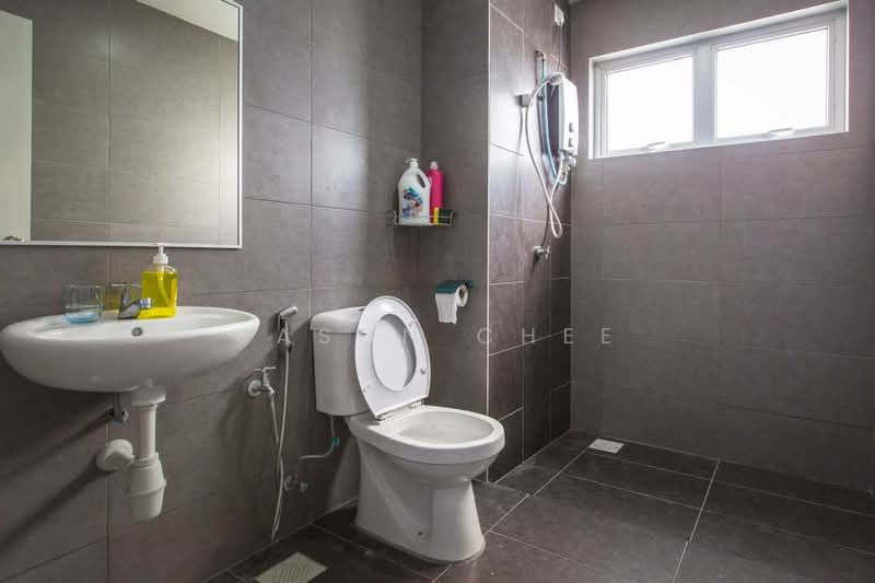 Service Residence for Rent at Maxim Citylights - Jason Chee - Bathroom - PropertyGuru.com.my