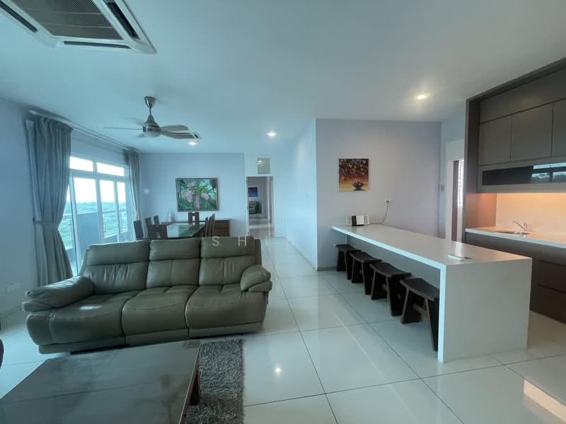 Condominium for Sale at Fairway Suites - Shin . - Living Room - PropertyGuru.com.my