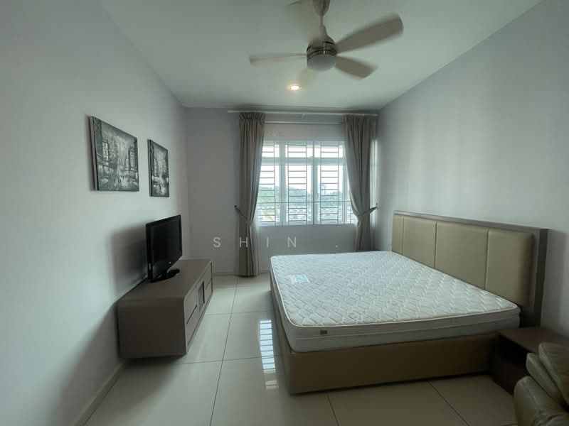 Condominium for Sale at Fairway Suites - Shin . - Bedroom - PropertyGuru.com.my